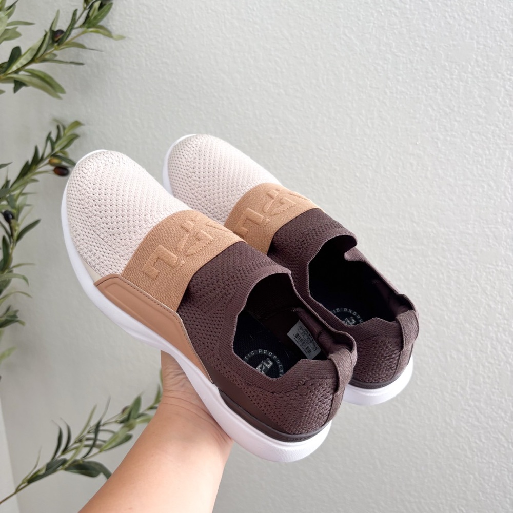 Free People APL Techloom Bliss Sneaker Mesh Beachwood size 8